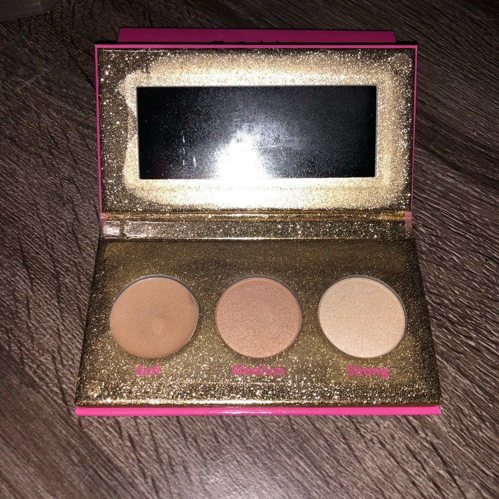 Mally Beauty Wazza Wazzup Highlighting Trio